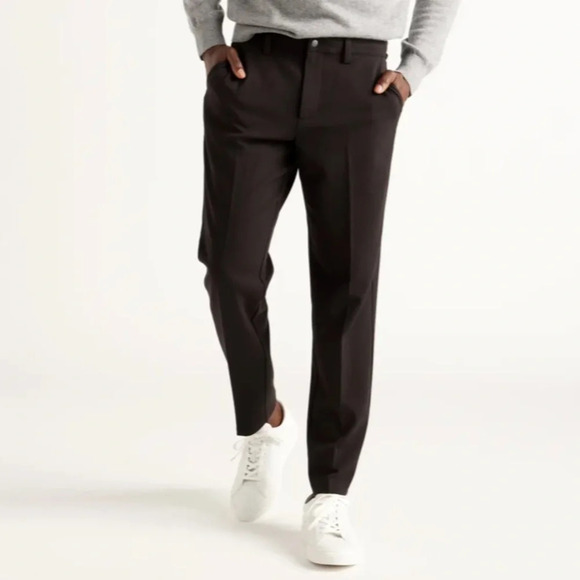Quince Ultra-Stretch 24/7 Smart Chino Pant - Picture 1 of 8